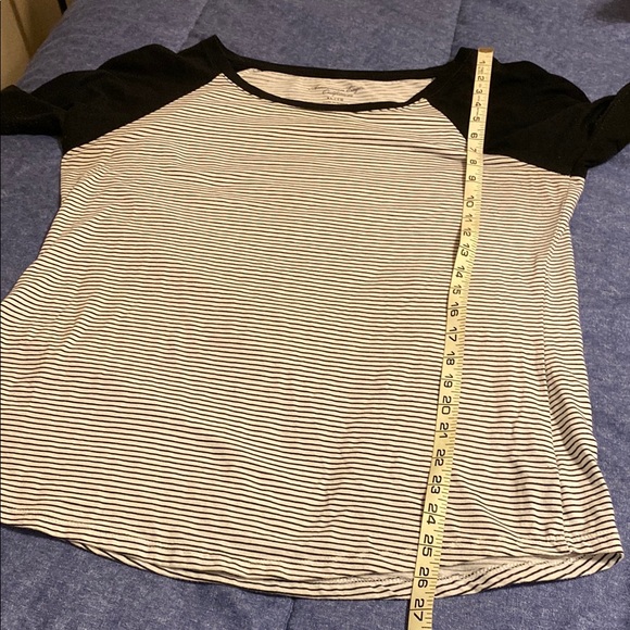 Black and White Striped Women's Top - Picture 4 of 7